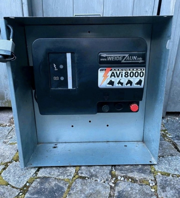 Weidezaungerät neuwertig Voss Farming Avi 8000